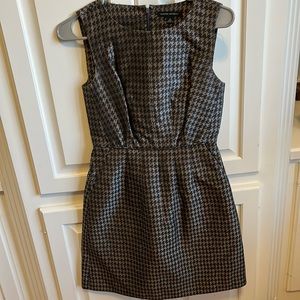 Bananna Republic Grey and silver sleeveless dress.